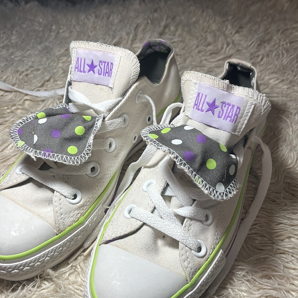 Converse Low